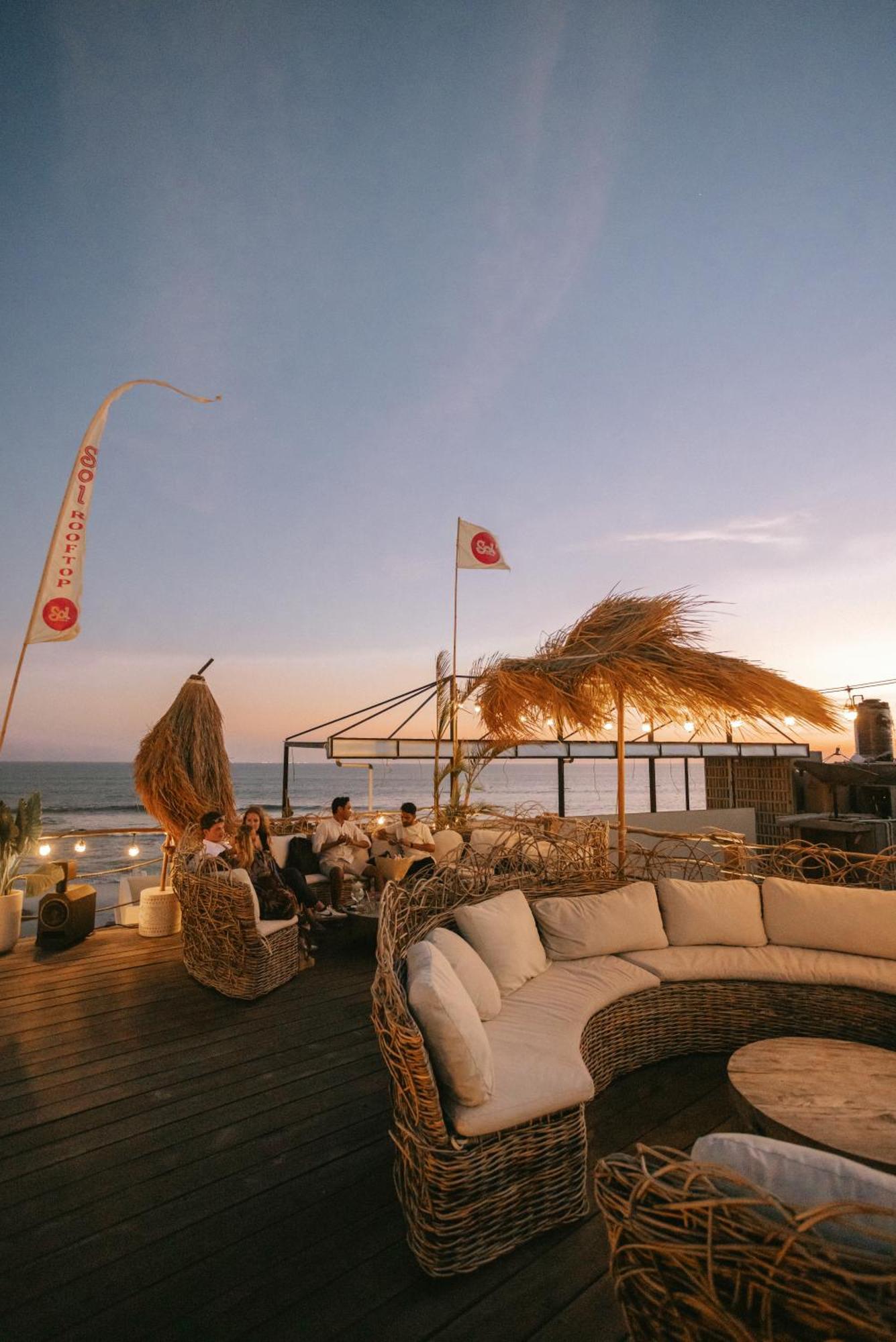 Pondok Nyoman Bagus Guest House Canggu Екстериор снимка
